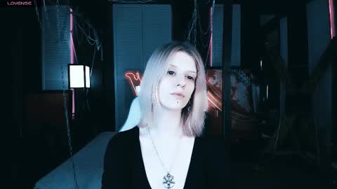 Snapshot of noah_elmer chatting on 03-03-25, 04:24 REAL name LiaDM are always open online show from 03-03-25, 04:24