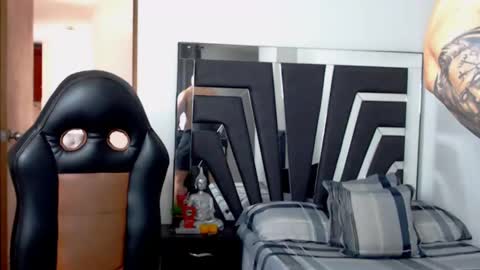 Noah Harris01 online show from 12-01-24, 05:02