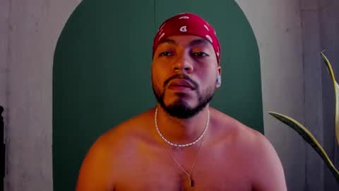 Snapshot of noah_jones__ chatting on 03-01-25, 08:42 Noah online show from 03-01-25, 08:42