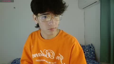Snapshot of noah_millerx_ chatting on 05-03-26, 03:56 noah online show from 05-03-26, 03:56