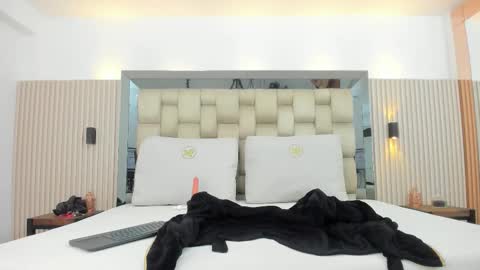  NOAH  online show from 12-04-25, 11:19