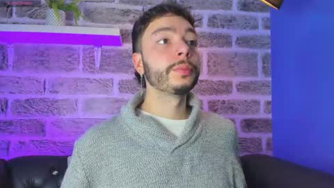    online show from 03-12-26, 12:00