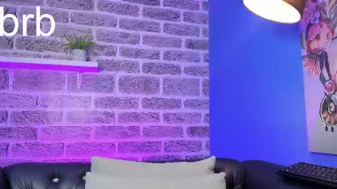    online show from 06-12-26, 12:04