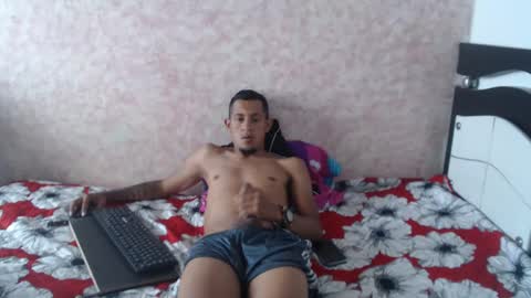 Snapshot of noah_roberts_ chatting on 01-14-25, 10:02 Noah online show from 01-14-25, 10:02