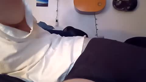 Noah Wesley online show from 12-04-24, 12:14