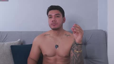 Noah Avery online show from 03-04-26, 12:33