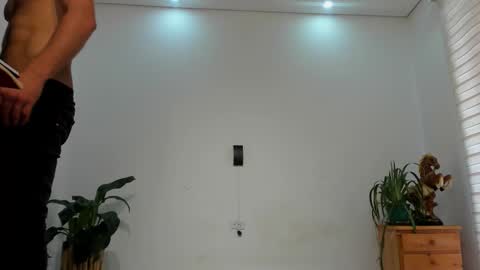 LIAM- noah online show from 02-28-26, 01:23