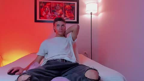 noahh_sky online show from 03-24-26, 03:33