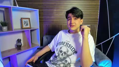 Noah Wolf online show from 02-26-26, 06:01