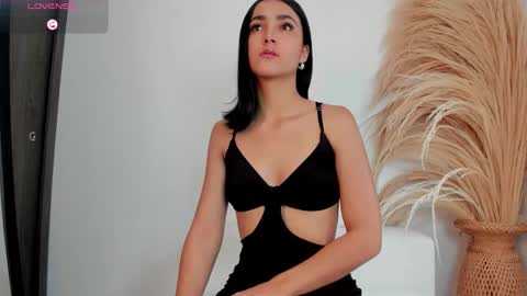 Noami Rose  online show from 12-21-25, 08:27