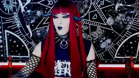 caroline online show from 01-11-25, 02:20