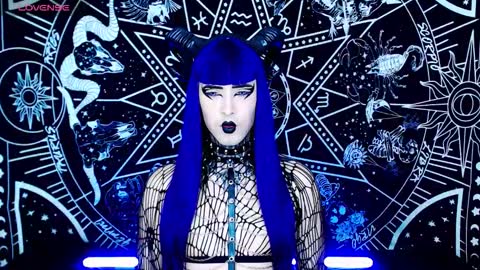 caroline online show from 10-16-25, 02:45