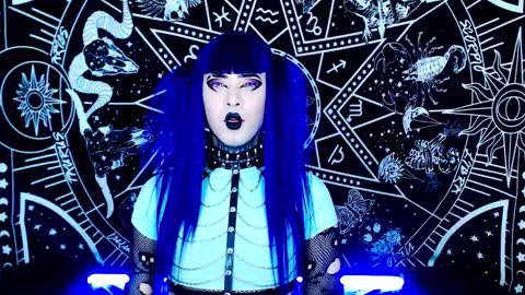 caroline online show from 11-06-25, 02:12