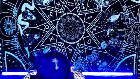 caroline online show from 11-19-25, 12:32