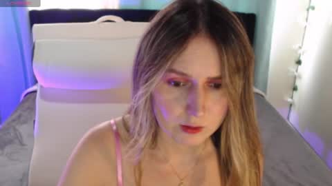 Snapshot of noasarri chatting on 06-26-26, 07:07 Noa Sarri online show from 06-26-26, 07:07