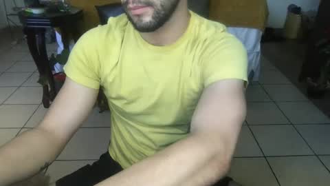 Snapshot of nobudget06 chatting on 01-19-25, 06:53 nobudget06 online show from 01-19-25, 06:53