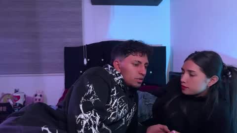 Jean Y Isa online show from 02-05-26, 03:44