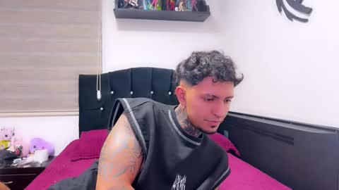 Jean Y Isa online show from 02-22-26, 03:51