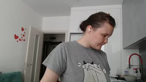 nodarell online show from 06-18-26, 08:58