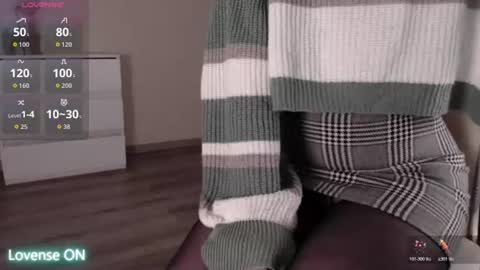 noelleneptune online show from 07-07-26, 05:32