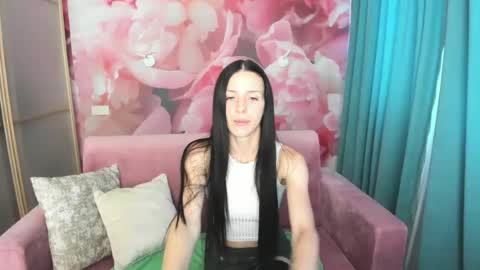 NoirDiva online show from 07-05-26, 06:09