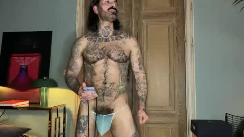 Im here enjoy online show from 01-18-25, 09:13