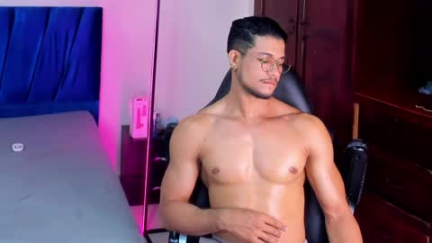 Im Nolan  online show from 04-01-26, 08:17