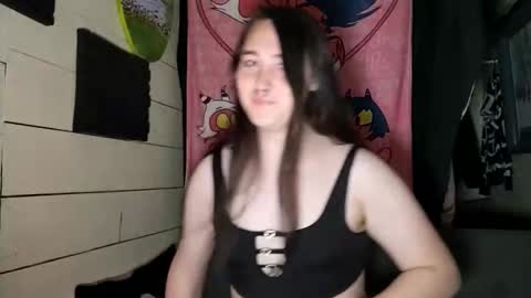 nonbinarybeauty20 online show from 06-04-26, 09:48