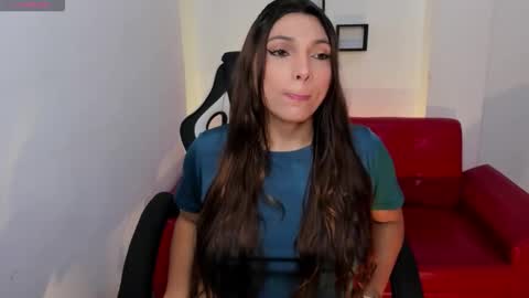 Nora online show from 11-14-25, 04:00