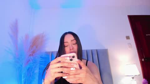 Nora Da Silva online show from 01-16-25, 12:23