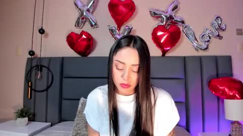 Nora Da Silva online show from 02-15-26, 02:25