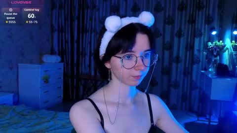 Snapshot of nora_failure chatting on 11-06-25, 01:45 Nora Failure online show from 11-06-25, 01:45