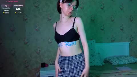 Snapshot of nora_failure chatting on 11-22-25, 03:27 Nora Failure online show from 11-22-25, 03:27