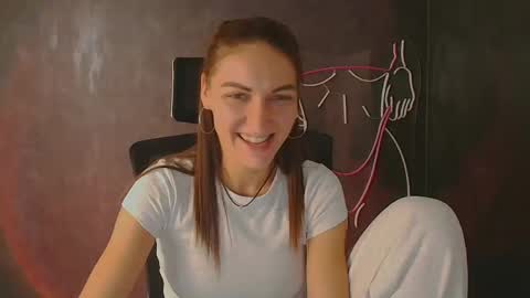 Snapshot of nora_n chatting on 09-25-25, 12:20 Nora online show from 09-25-25, 12:20
