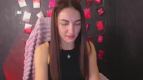 Nora online show from 12-17-25, 11:44