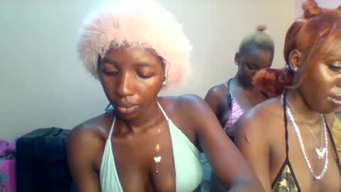 Norababy20 online show from 06-25-26, 05:23