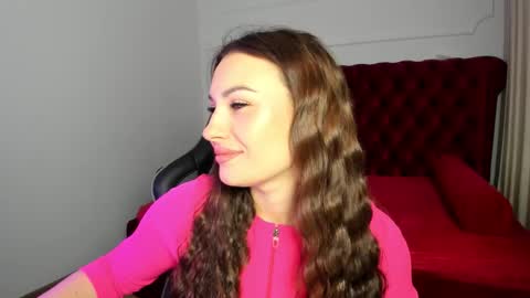 NoraFoxes online show from 01-16-26, 05:22