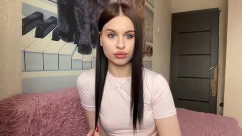 Nora online show from 01-08-26, 07:10