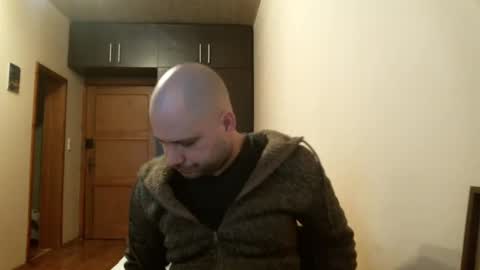 norbertopl87 online show from 02-16-25, 03:48