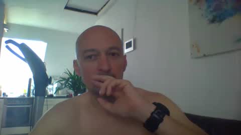 Snapshot of nordicrunner76 chatting on 05-20-26, 11:05 nordicrunner76 online show from 05-20-26, 11:05