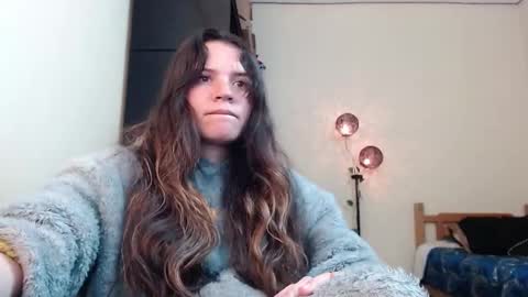 Snapshot of noreen_ chatting on 12-16-24, 05:33 noreen_ online show from 12-16-24, 05:33