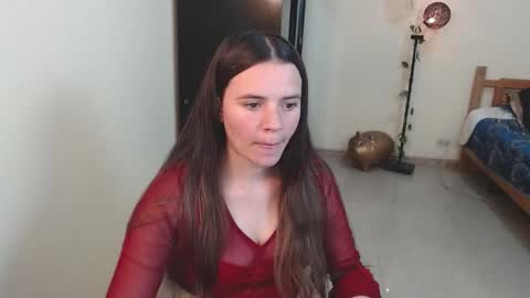 Snapshot of noreen_ chatting on 12-18-24, 08:25 noreen_ online show from 12-18-24, 08:25