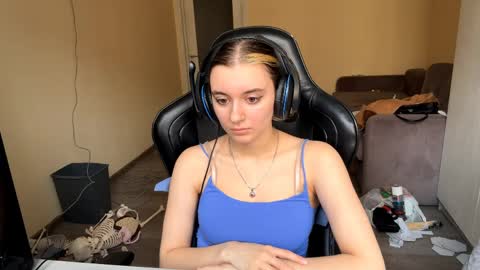 Elena online show from 03-31-26, 06:03