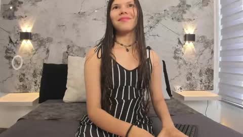 Snapshot of norki_ chatting on 05-28-26, 11:40 Norki online show from 05-28-26, 11:40