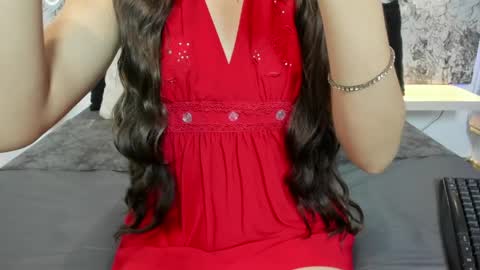 Snapshot of norki_ chatting on 06-05-26, 11:27 Norki online show from 06-05-26, 11:27