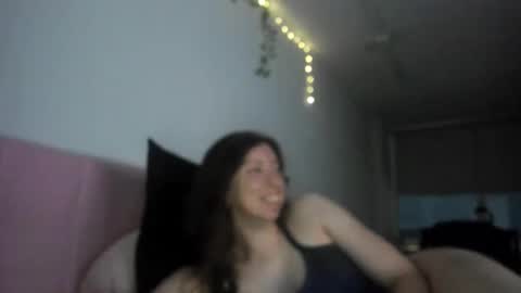 Emily snow online show from 02-11-26, 10:48