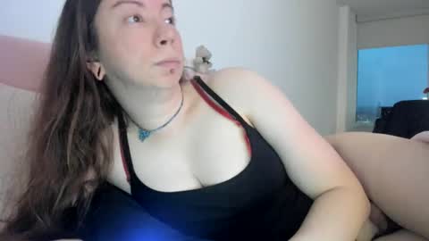 Emily snow online show from 03-06-26, 11:01