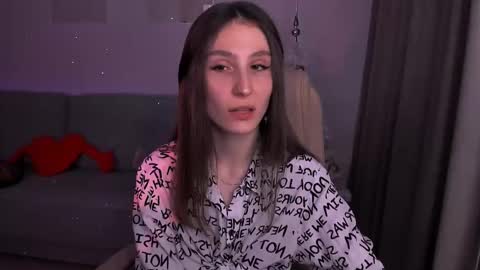 Hazel online show from 01-24-25, 01:35