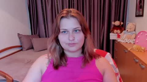 Snapshot of nortystaar chatting on 07-02-26, 02:11 NORA online show from 07-02-26, 02:11
