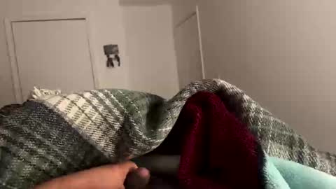 Snapshot of noseassapa chatting on 01-13-26, 07:24 se le perdio algo perra hp online show from 01-13-26, 07:24